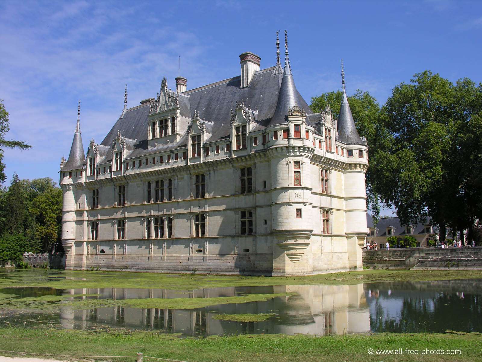 Le Château d\'Ussé – Loire Castle – Access Le Château d\'Ussé – Loire Castle – Access